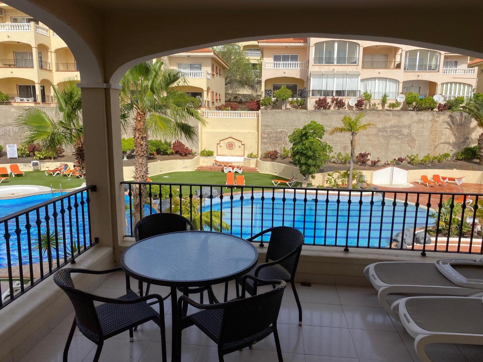Michelangelo Resort Apartments San Miguel de Abona Luaran gambar